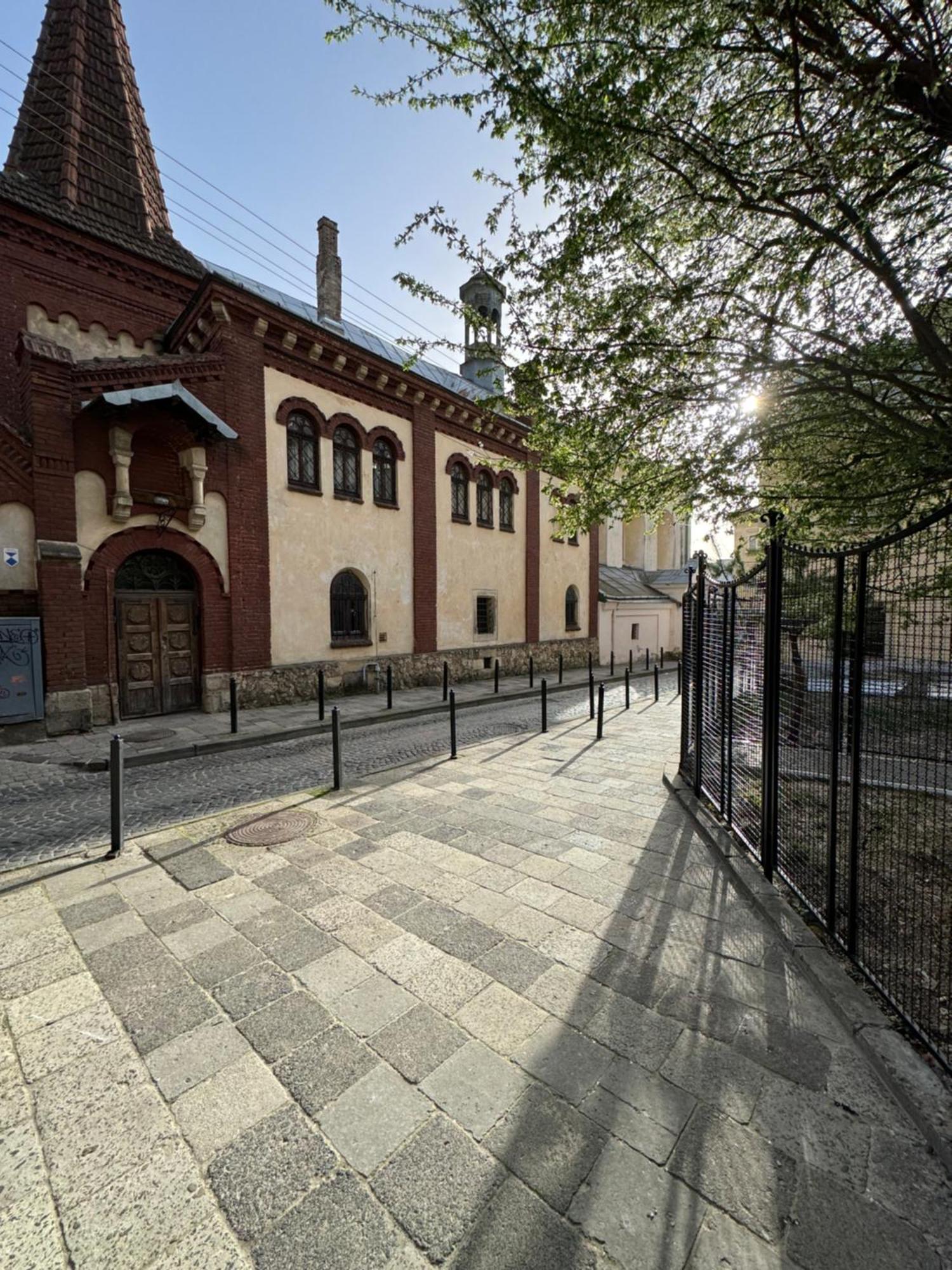 Kvartyra Mansarda Lwów Zewnętrze zdjęcie